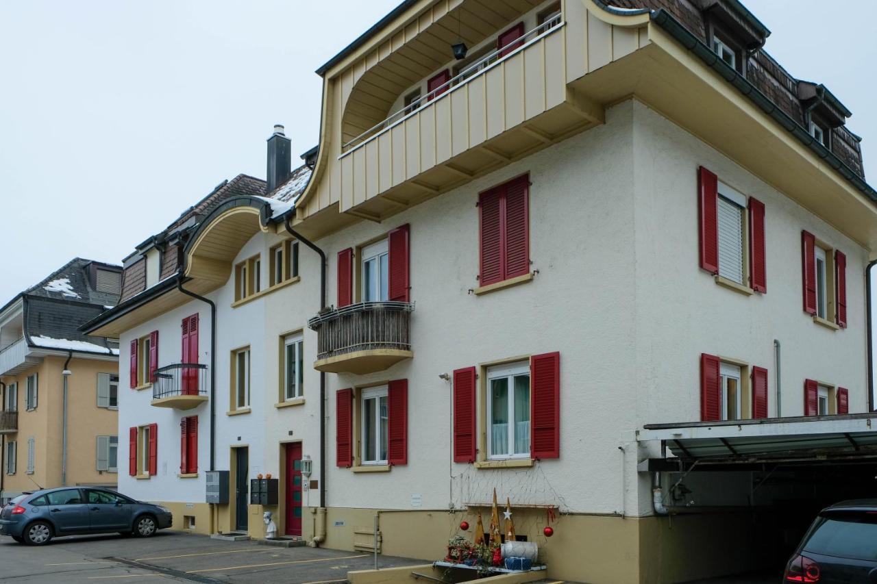 Spatzennest Spiez Buitenkant foto